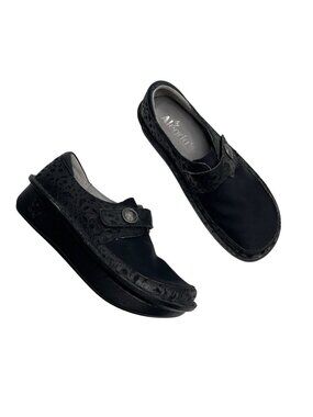 Alegria Womens Brenna Black Slip-On Shoes Embossed Floral Detail Size 36 EU